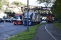 LKW blieb unter Bruecke haengen Koeln Ehrenfeld Innere Kanalstr Hornstr P489